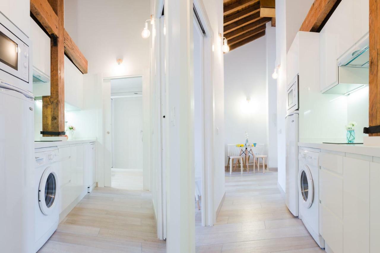 Hola Malaga Catedral Apartment ภายนอก รูปภาพ